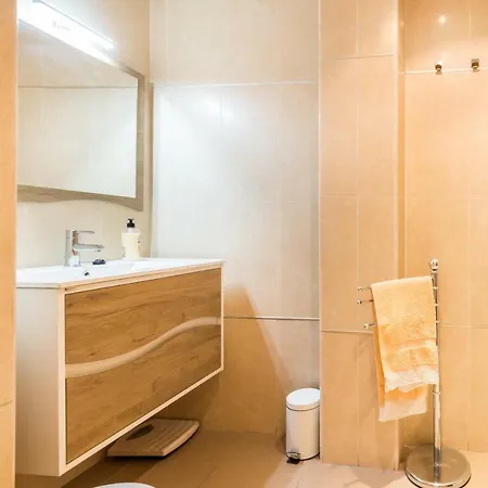 Apartment Paseo Del Salon